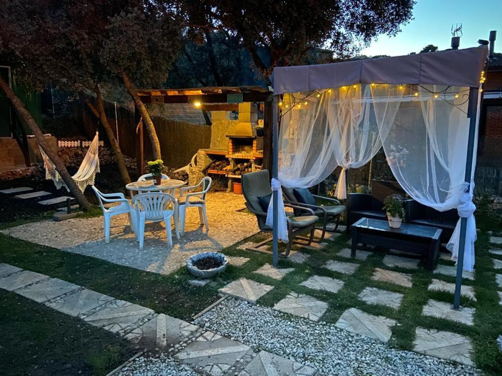 Desconexion Y Paz, Cabana En La Sierra Albalate De Zorita Buitenkant foto
