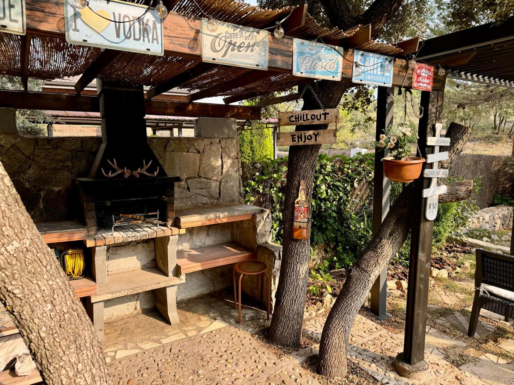 Desconexion Y Paz, Cabana En La Sierra Albalate De Zorita Buitenkant foto